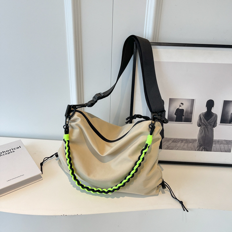 Design-oriented Niche Fashion  - Women'S Tote Bags Designer review and price