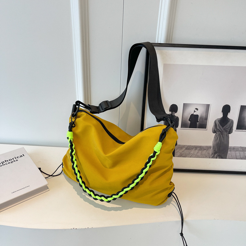 Design-oriented Niche Fashion  - Women'S Tote Bags Designer review and price
